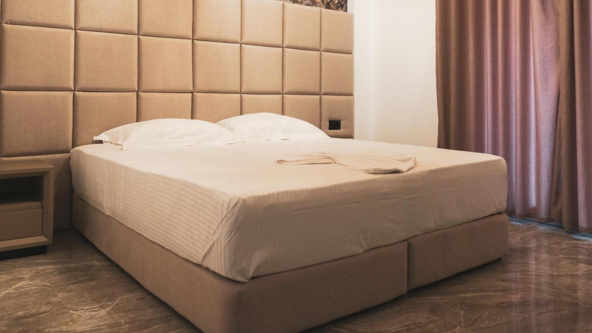 גולם Hotel Ruko Boutique מראה חיצוני תמונה